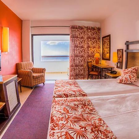 Costa Calero Thalasso & מלון 4*