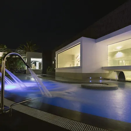 Costa Calero Thalasso & פוארטו קאלרו