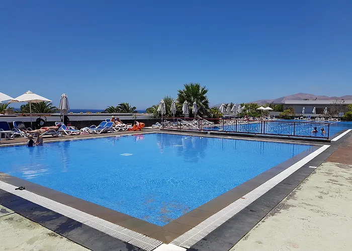 Costa Calero Thalasso & 4* פוארטו קאלרו