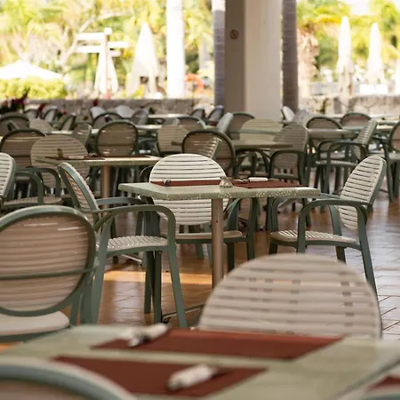 Costa Calero Thalasso & 4* 푸에르토카레로