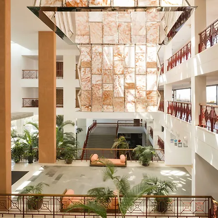 Costa Calero Thalasso & 4* Puerto Calero