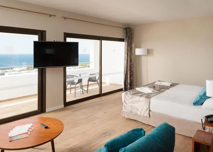 Costa Calero Thalasso & 4* Puerto Calero