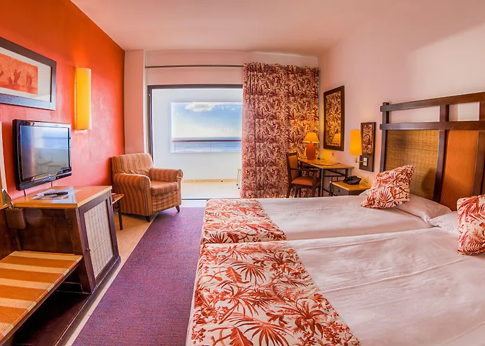 Costa Calero Thalasso & Hotel 4*