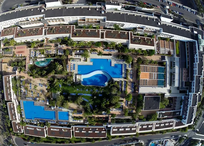 Costa Calero Thalasso & 4* Puerto Calero