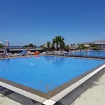 Costa Calero Thalasso & 4* Puerto Calero