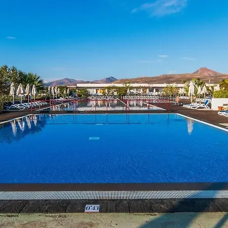 Costa Calero Thalasso & Отель